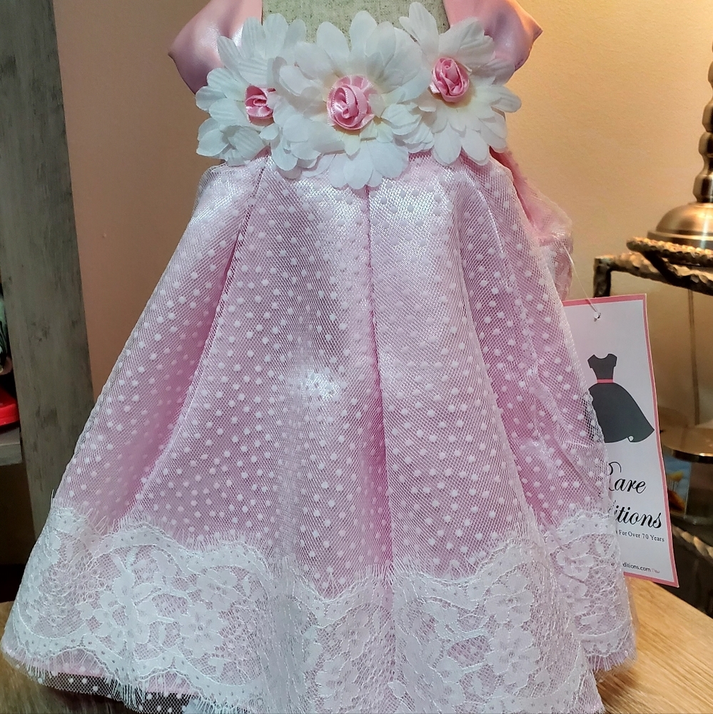 Rare Editions baby pink and white lace, floral Tunic/legging set 12M